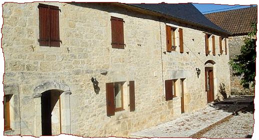 Vue cot� cour du gite